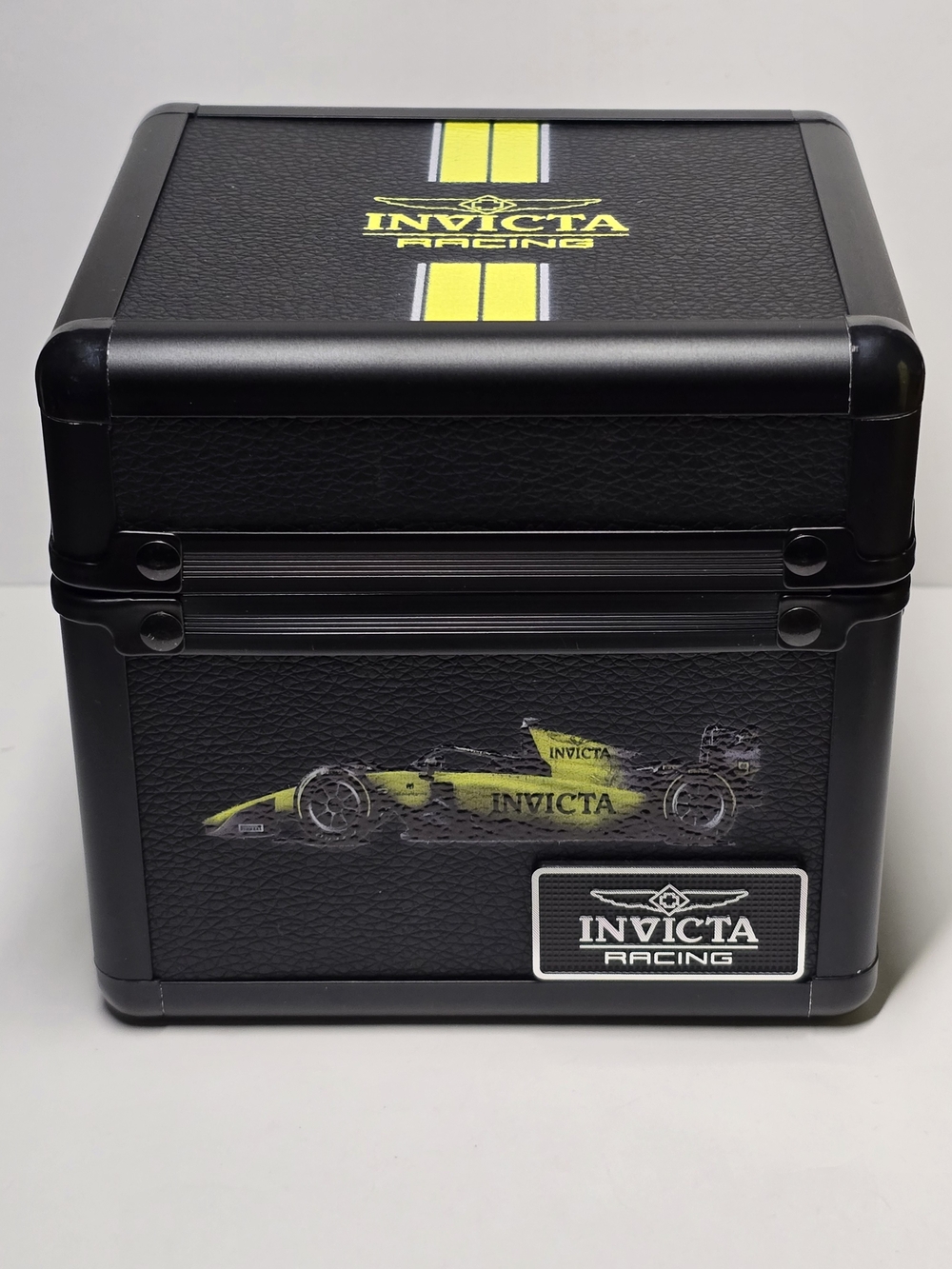 Invicta Racing 1-Slot Aluminum Watch Box, Black, Yellow (IPM645-BLK)